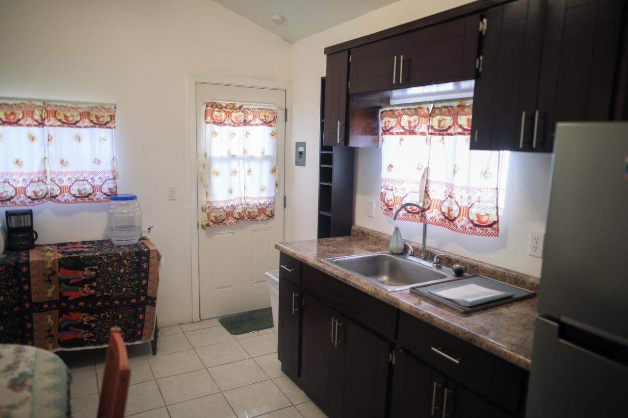 אנסנאדה Playa Hermosa Inn At The Beach מראה חיצוני תמונה