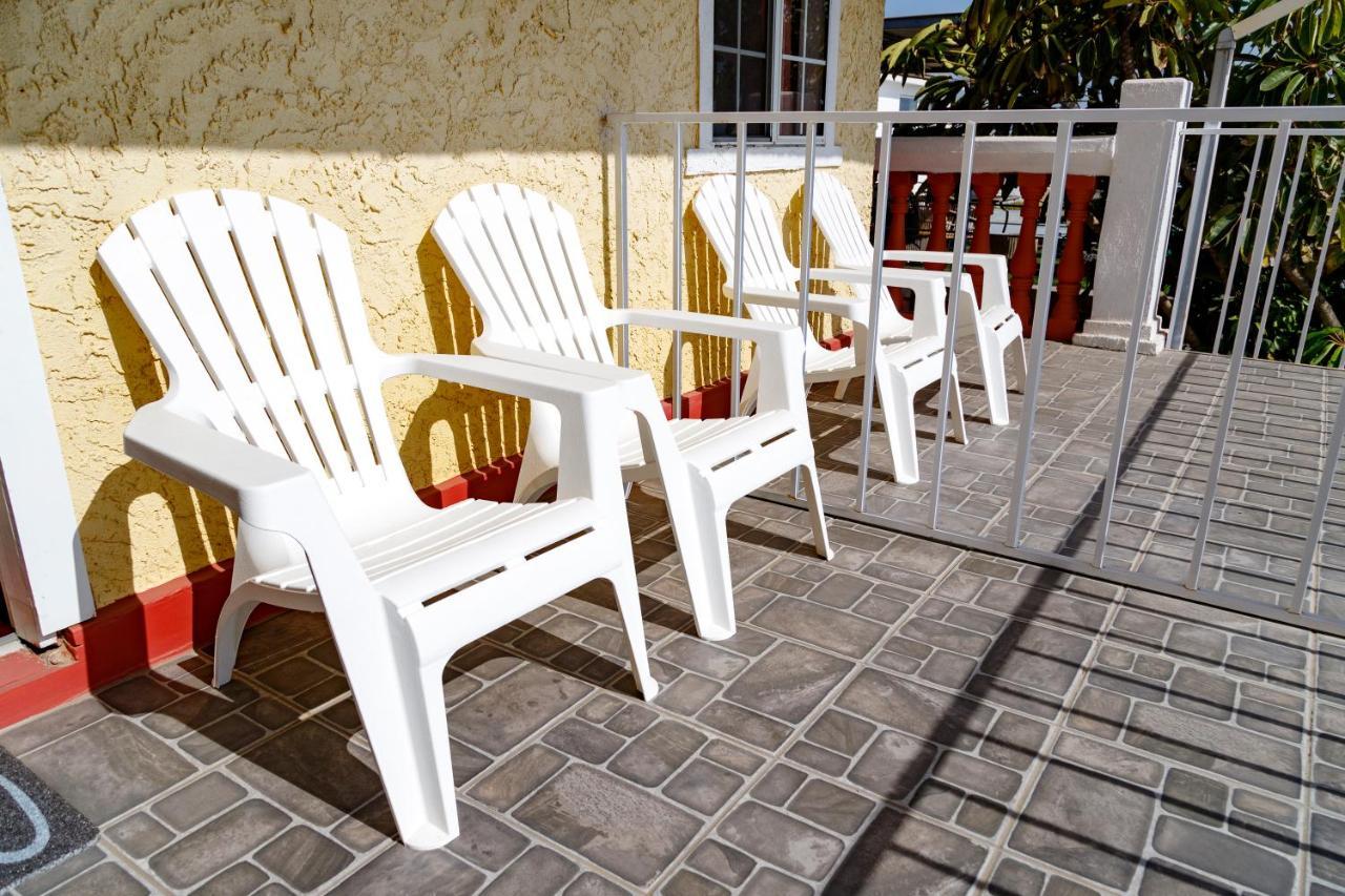 אנסנאדה Playa Hermosa Inn At The Beach מראה חיצוני תמונה